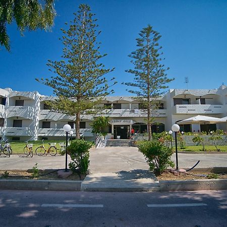 Frosini Hotel Lambi  Buitenkant foto