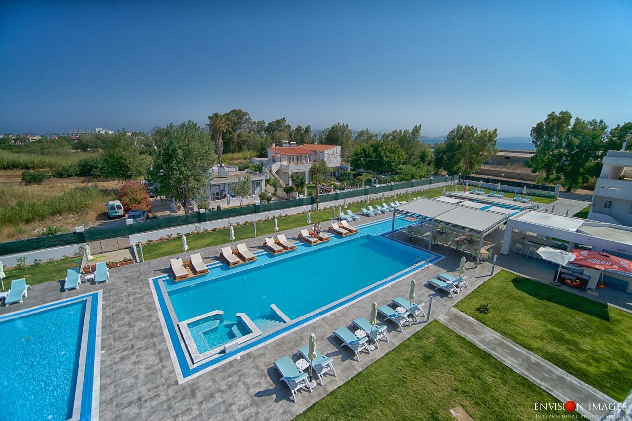 Frosini Hotel Lambi  Buitenkant foto
